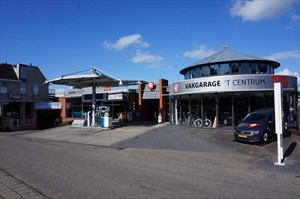 Automobielbedrijf `t Centrum